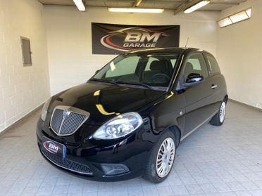Lancia Ypsilon 1.2 69 CV GPL Platinum