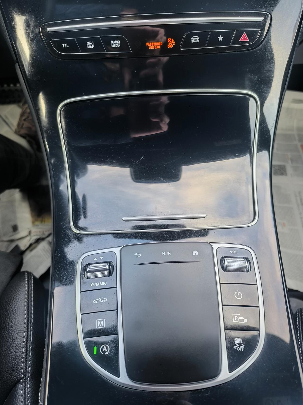 MERCEDES GLC 220 d 4MATIC COUPÉ PREMIUM AMG