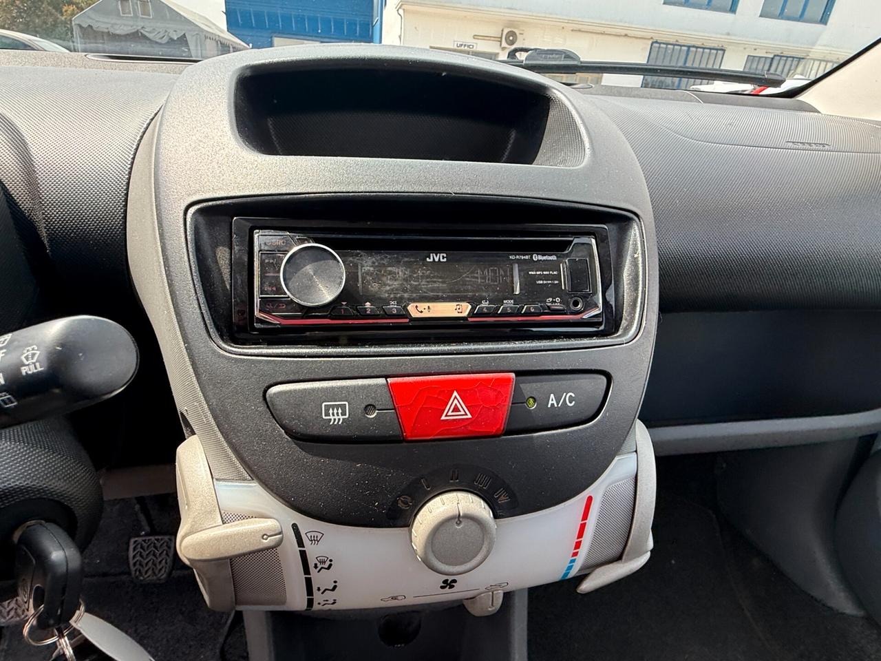 Toyota Aygo 1.0 12V VVT-i 5 porte Now