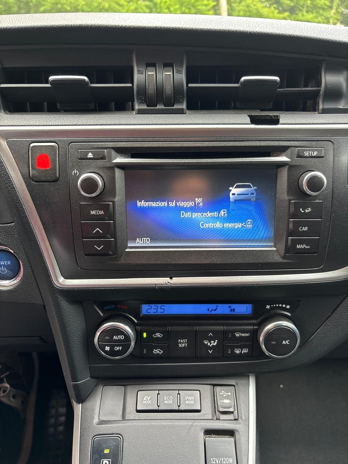 Toyota Auris Touring Sports 1.8 Hybrid Lounge