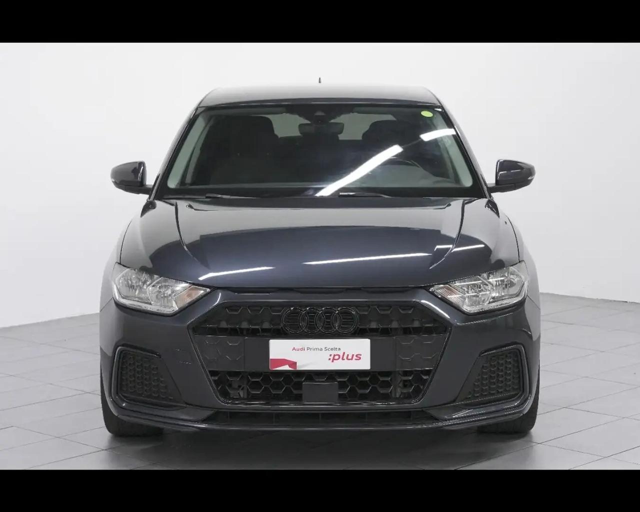 Audi A1 Sportback 1.0 TFSI Admired Black Look Benzina