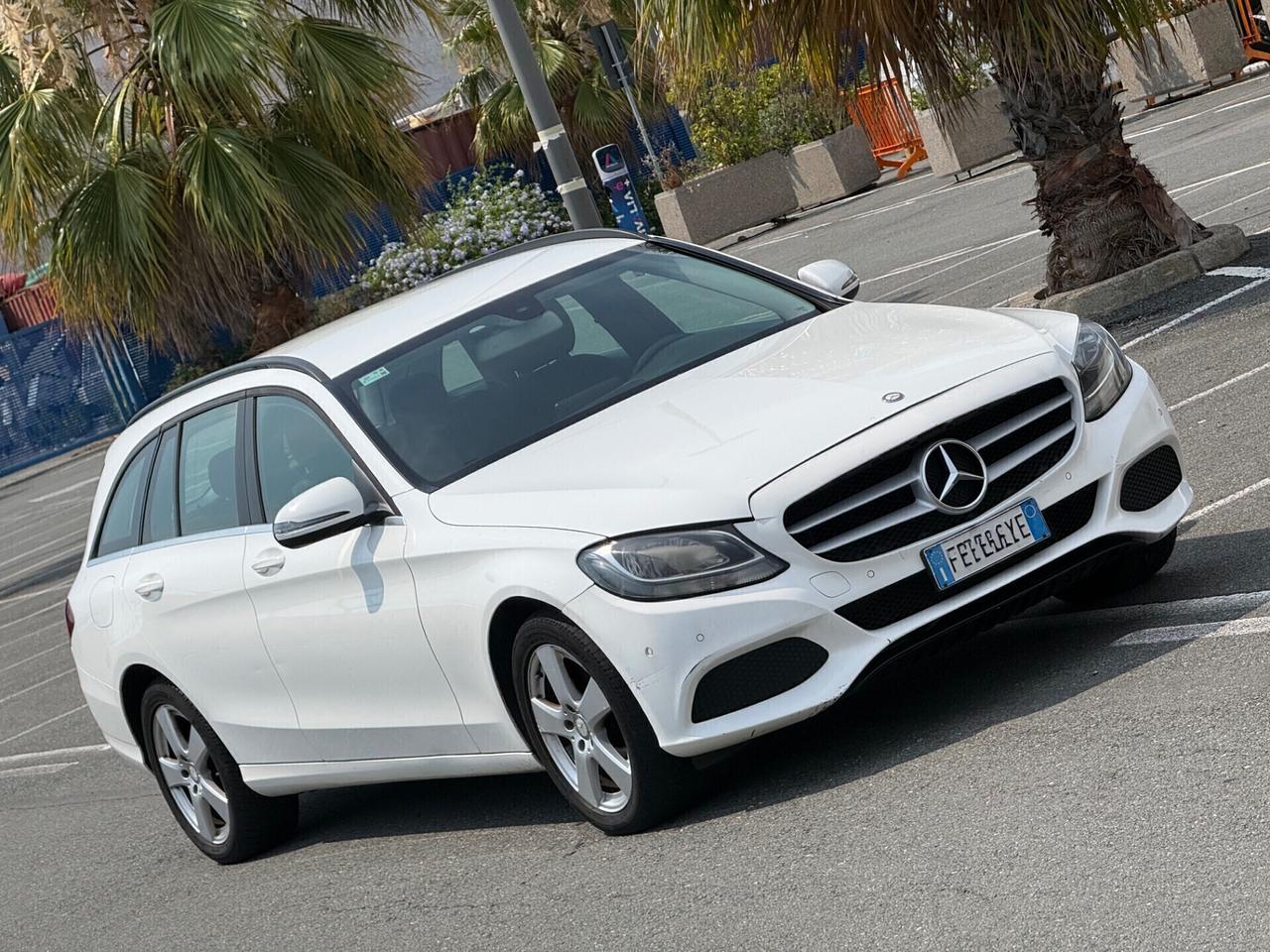 Mercedes-benz C 180 d Automatica-NAVI-PERMUTABILE