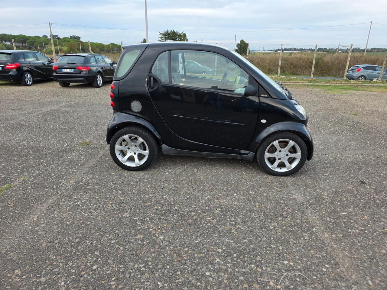 Smart ForTwo 700 coupé pure (45 kW)
