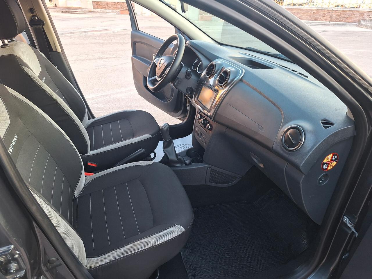 Dacia Sandero Stepway 1.5 dCi 90CV NAVI CAMERA