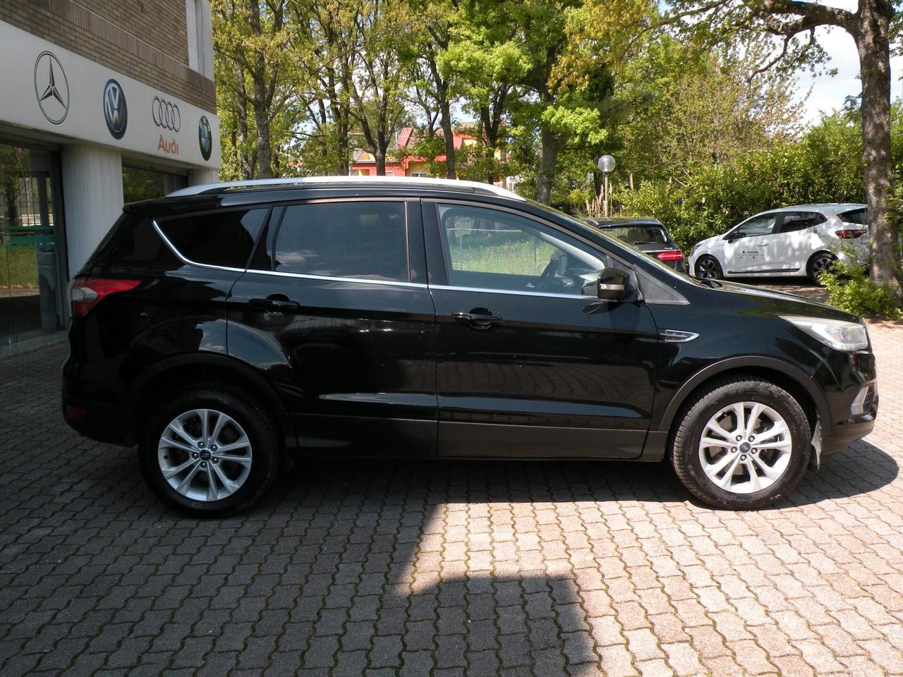 FORD KUGA 2.0 TDCI 150 4WD TITANIUM 2018