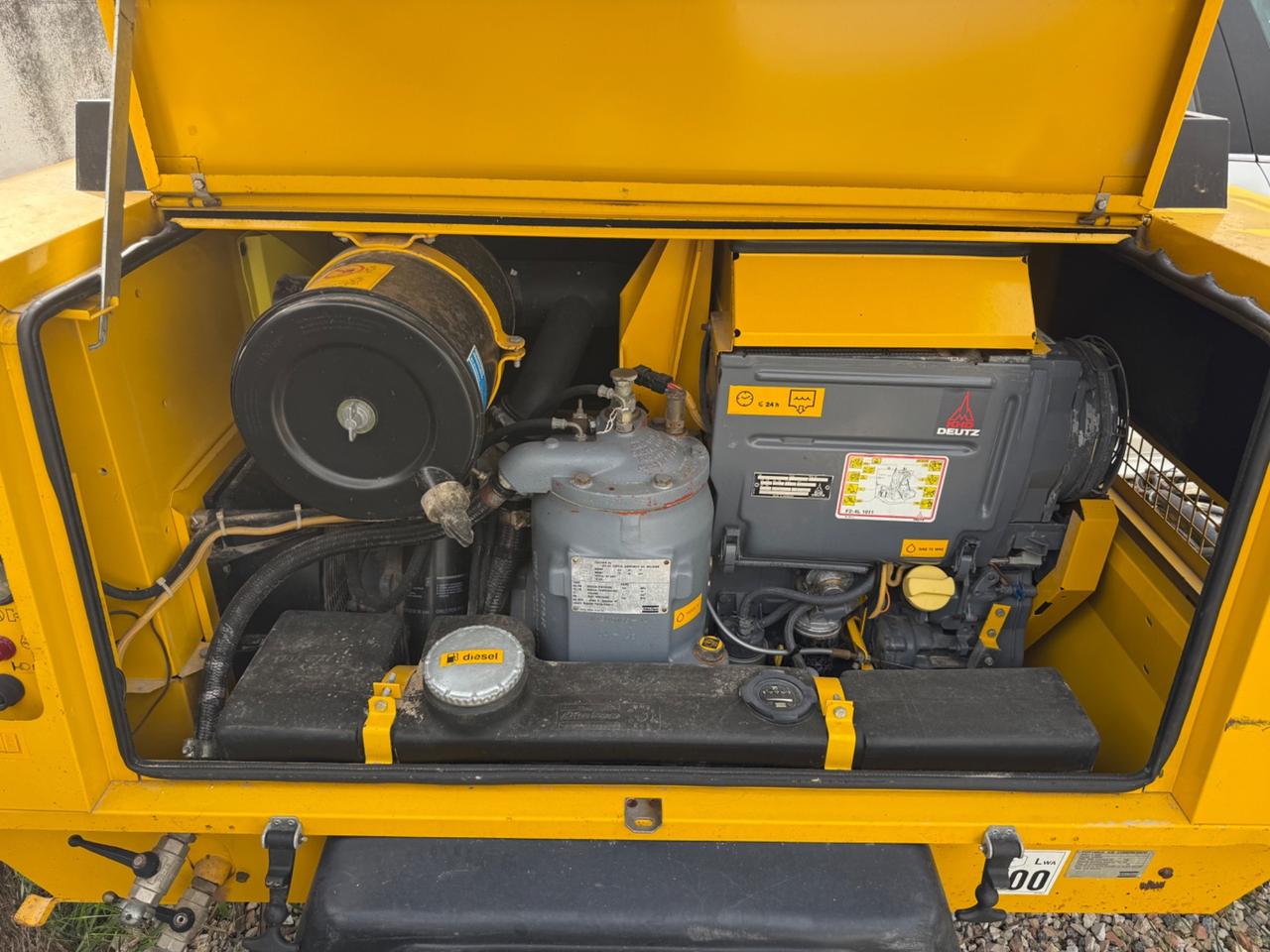 Nissan Cabstar Ribaltabile con Gru 35.15