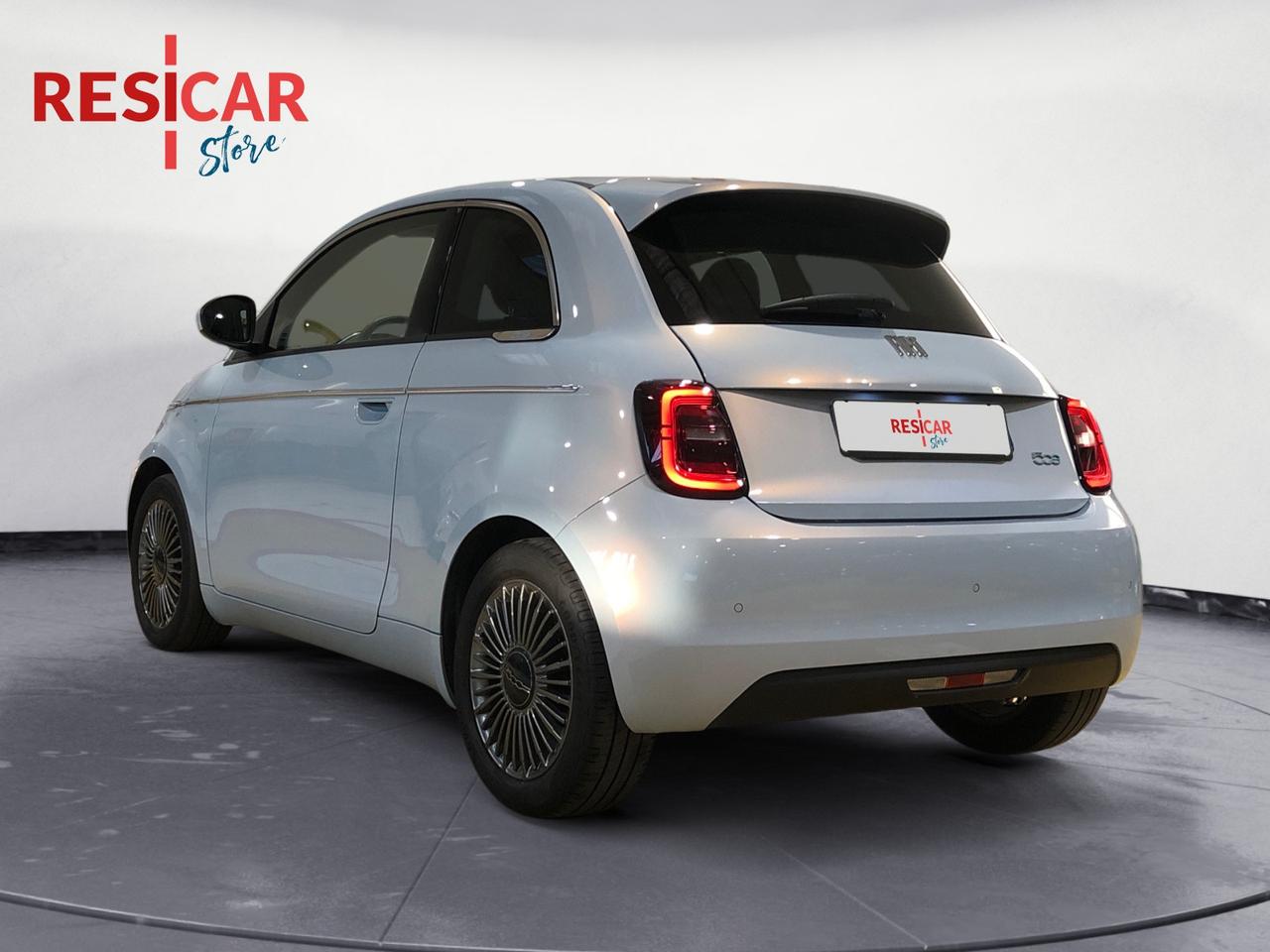 FIAT 500e 42 kWh La Prima