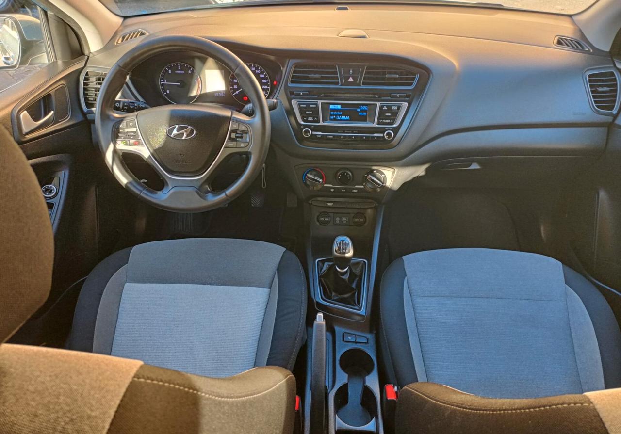 Hyundai i20 1.1 CRDi 12V 5 porte Comfort