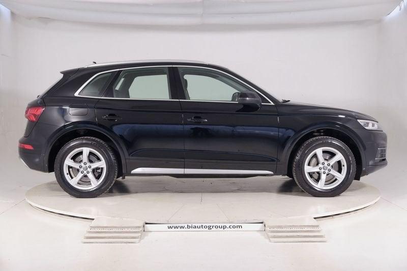 Audi Q5 II 2017 Diesel 40 2.0 tdi Business quattro 190cv s-tronic