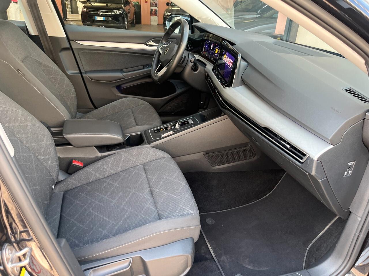 Volkswagen Golf 2.0 TDI DSG 10/2022 **km 80020**