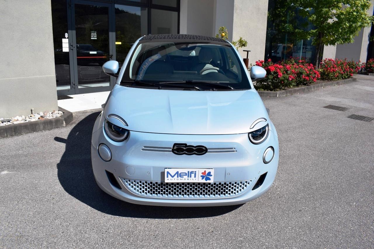 Fiat 500 Fiat 500e Cabrio La Prima