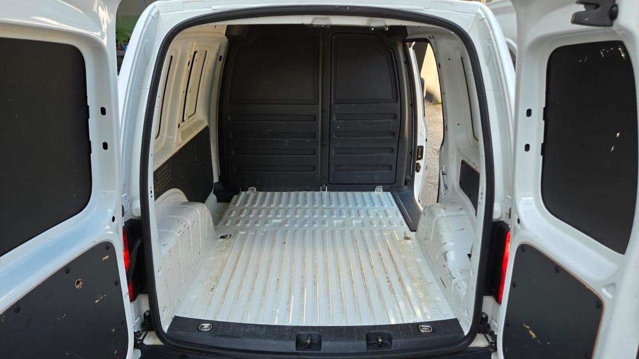 Volkswagen Caddy 2.0 TDI 102 CV Highline 2Posti