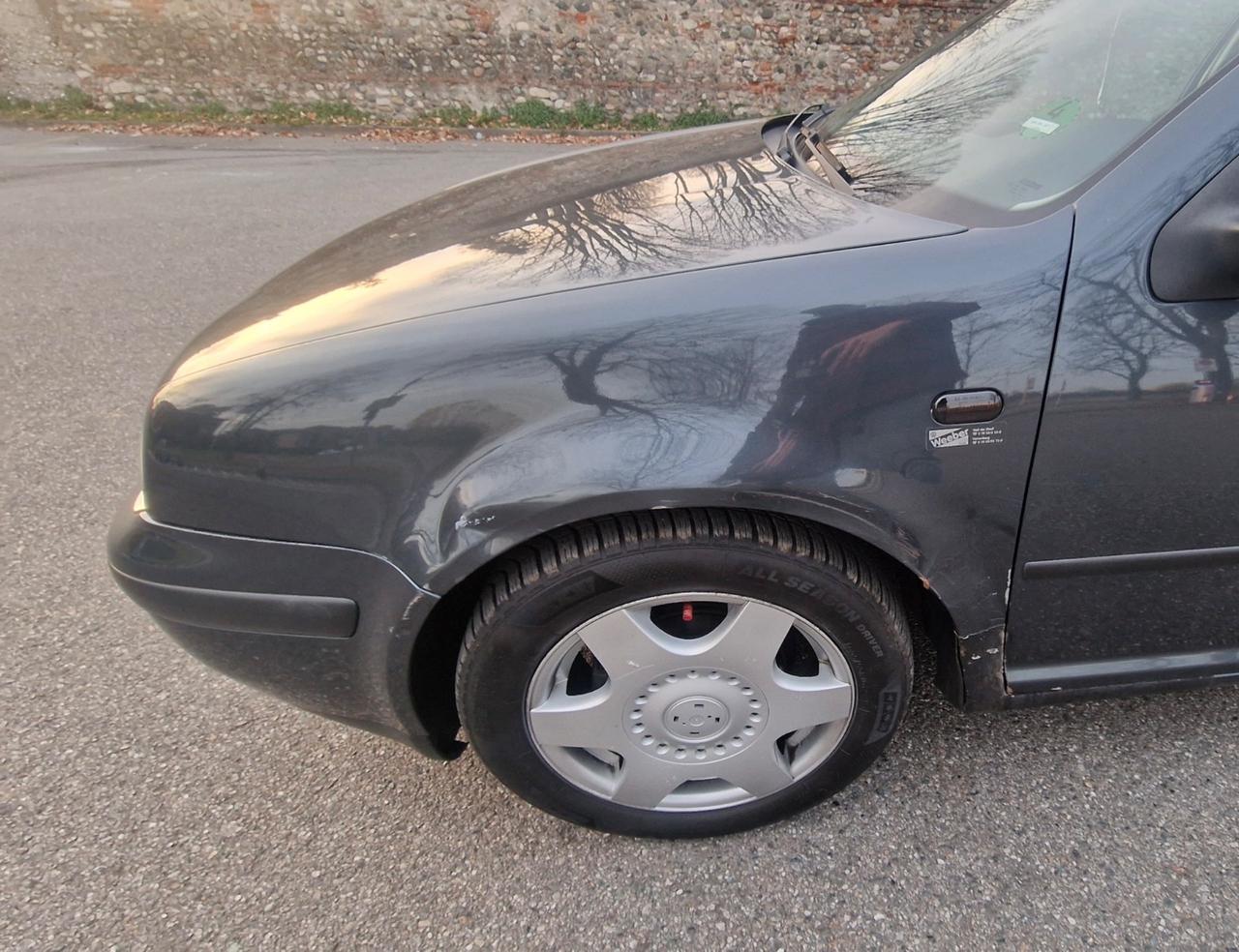 Volkswagen Golf 1.4cc (Su Appuntamento)