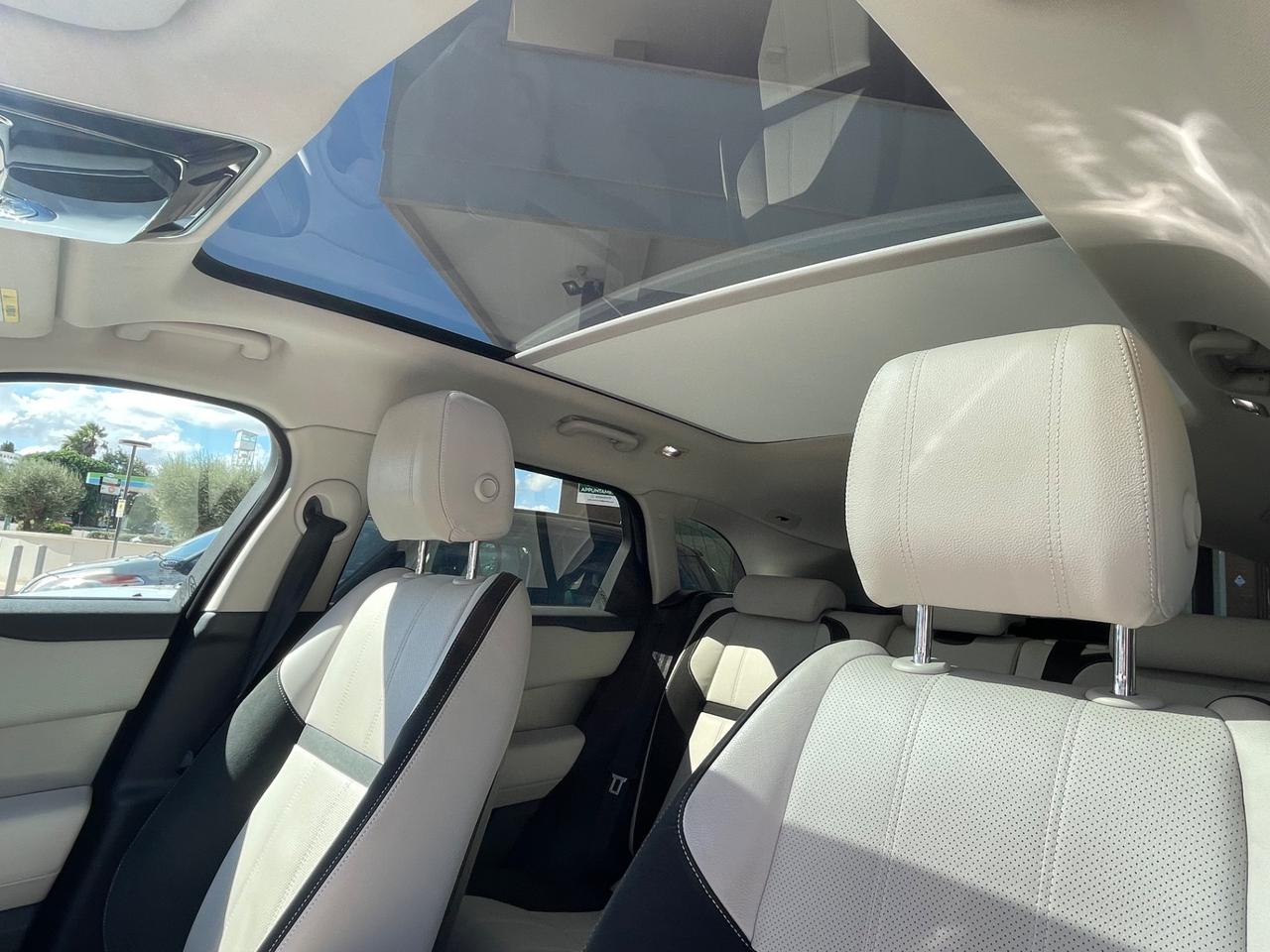 Land Rover Range Velar 2.0D I4 240 CV R-Dynamic SE