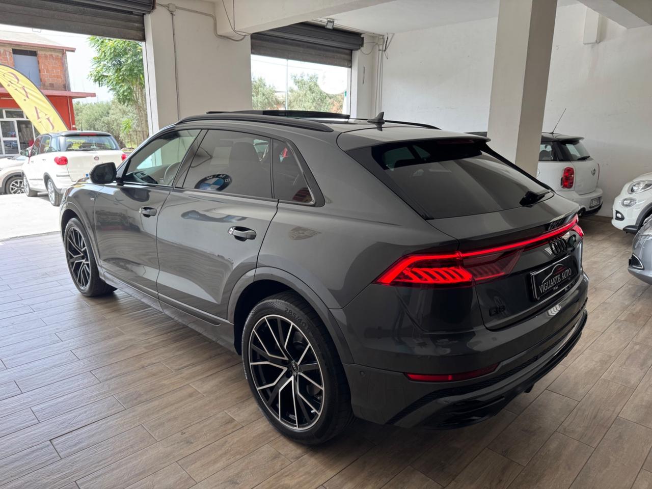 Audi Q8 50 TDI 286 CV quattro tiptronic Sport