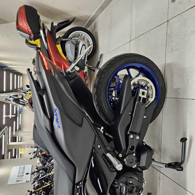 Yamaha T-Max 560 - 2024