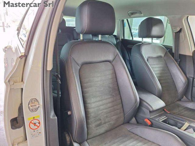 VOLKSWAGEN Passat Variant Passat Variant 2.0 tdi Executive 200cv dsg - GH430