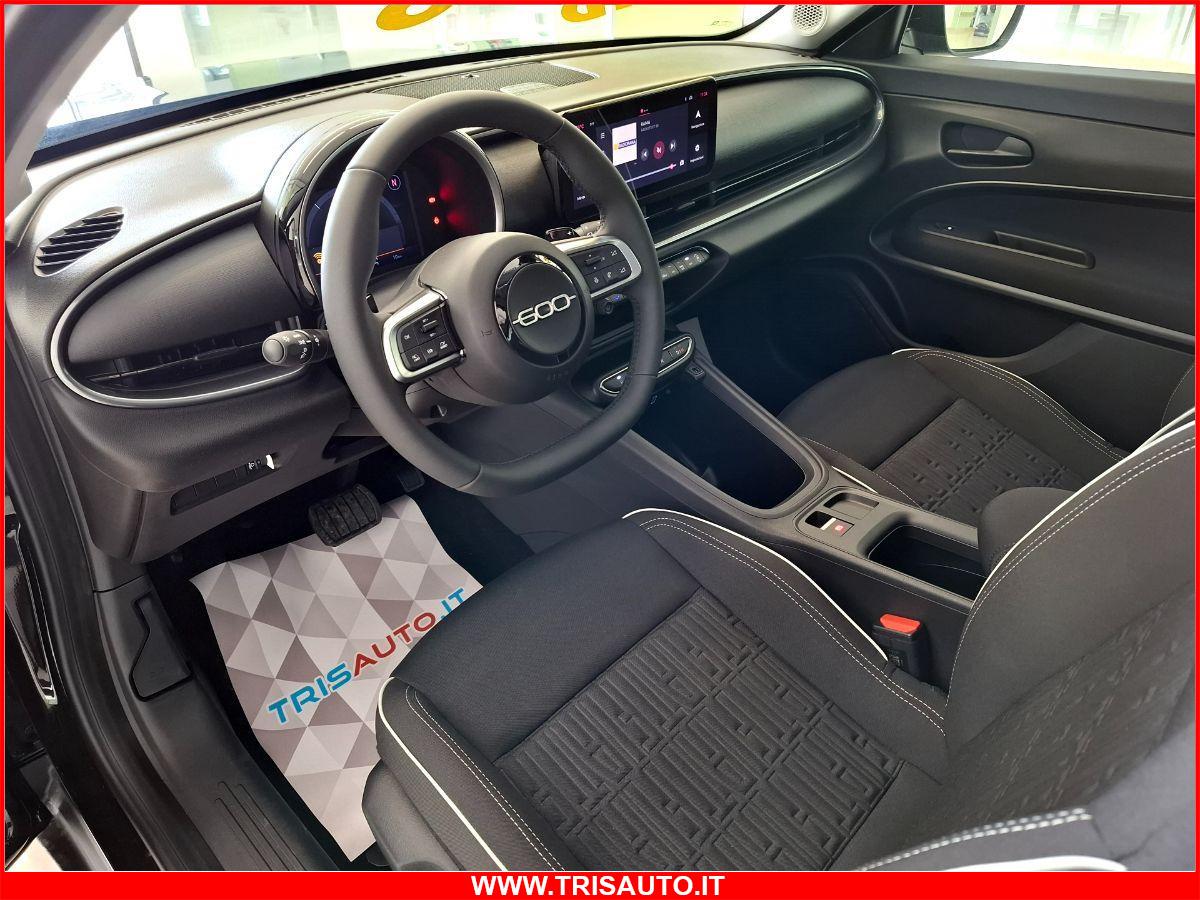 FIAT 600 1.2T MHEV DCT POP NEOPATENTATI (FARI LED)