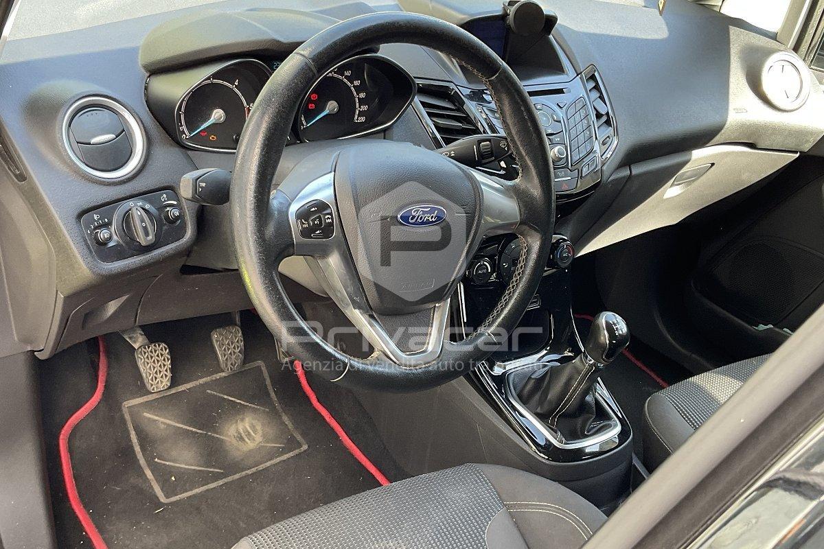FORD Fiesta 1.5 TDCi 75CV 5 porte Titanium
