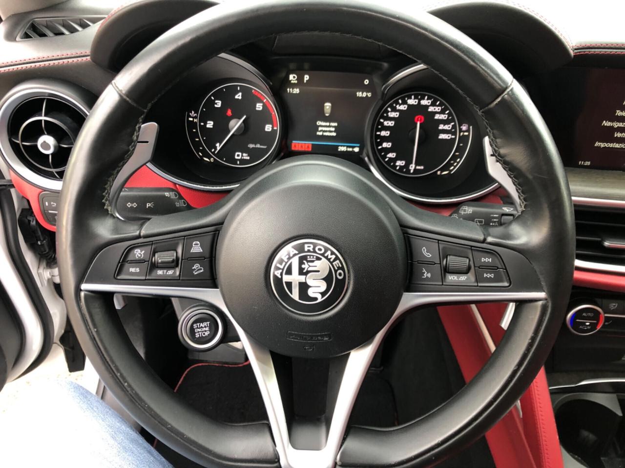 Alfa Romeo Stelvio 2.2 CV 210 Q4 LUSSO TETTO APRIBILE