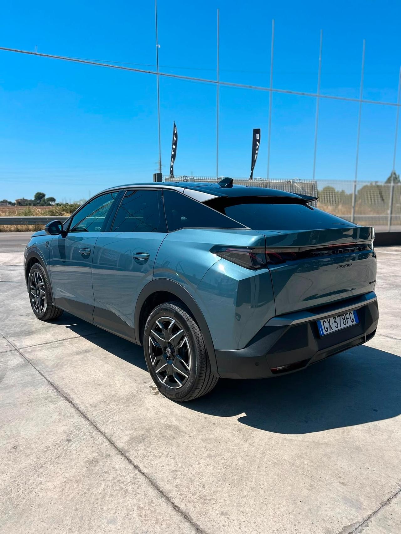 Peugeot 3008 Hybrid 136 e-DCS6 GT