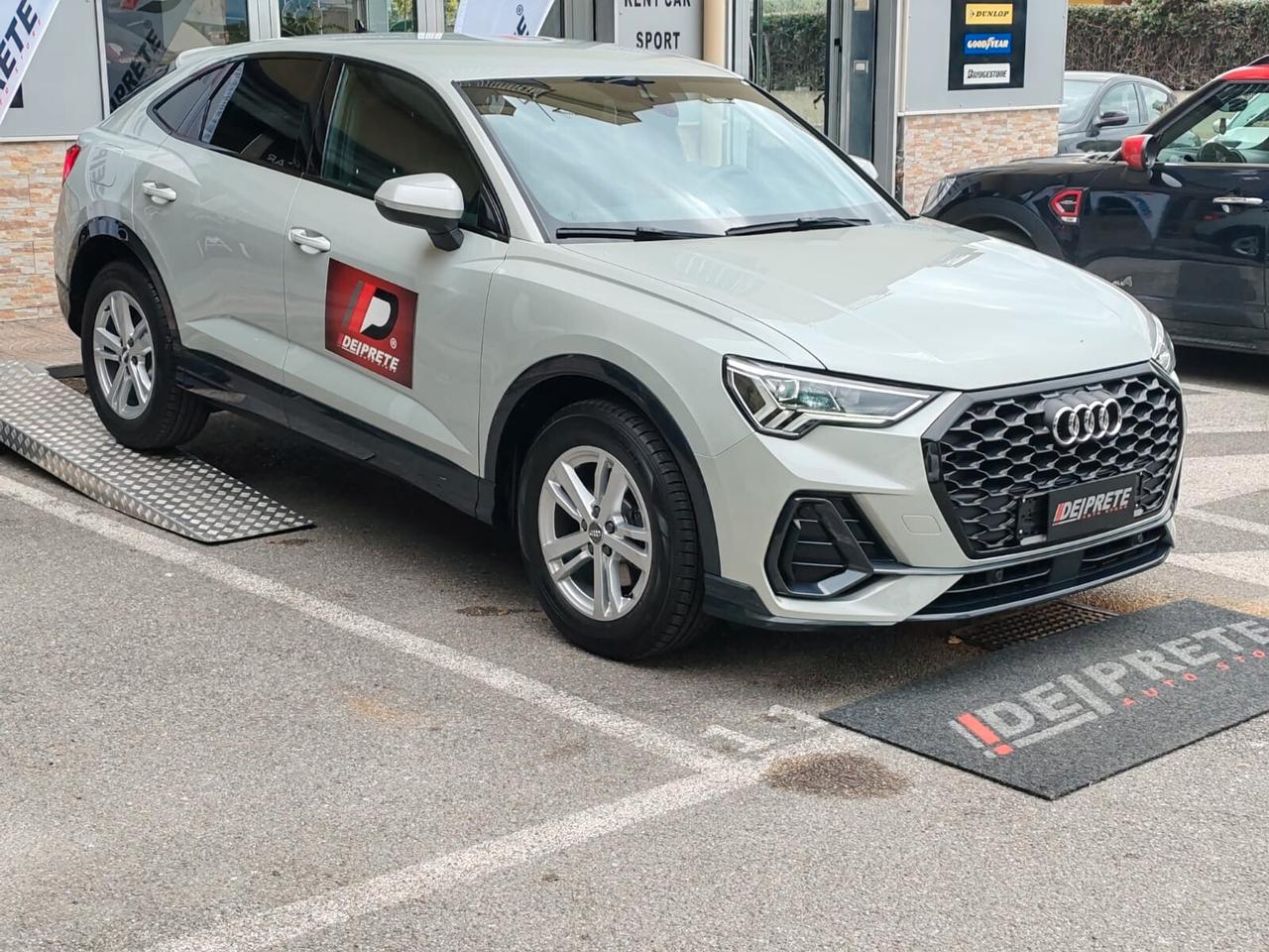 Audi Q3 35 TDI S tronic Business Advanced Carplay Luci Ambiente