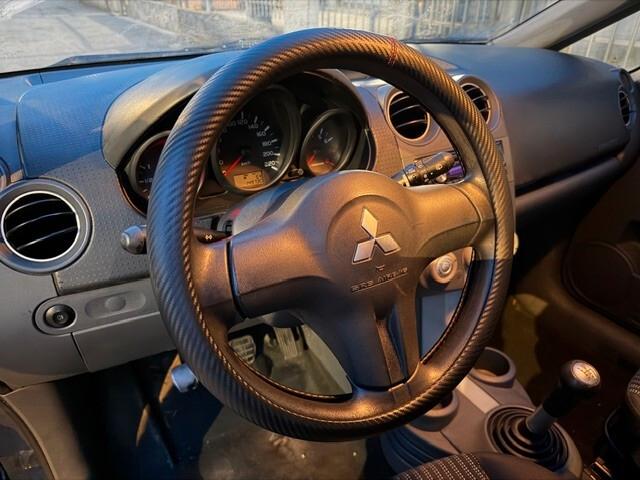 Mitsubishi Colt 1.1 12V 5p. Euro 4 ok neopatentati