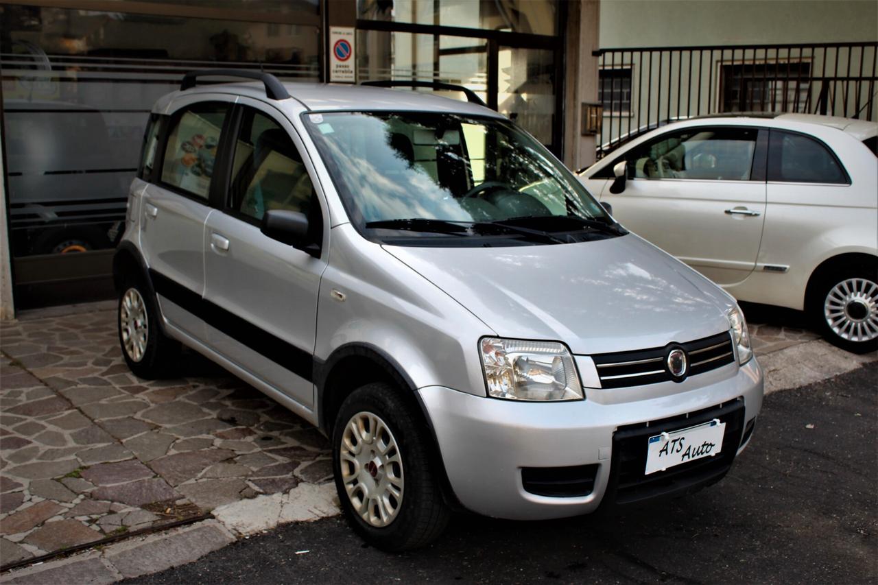 Fiat Panda 1.2 4x4 Climbing Neopatentati