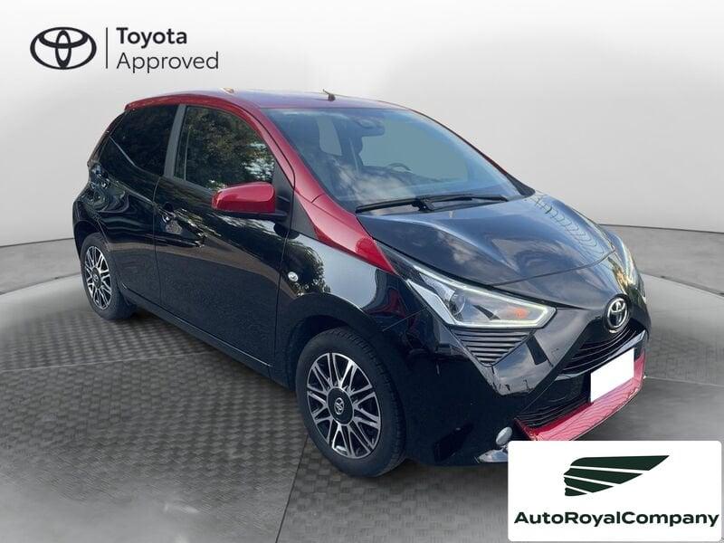 Toyota Aygo Connect 1.0 VVT-i 72 CV 5 porte x-clusiv