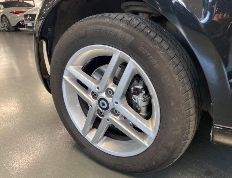 smart fortwo EQ PURE 4,6KW