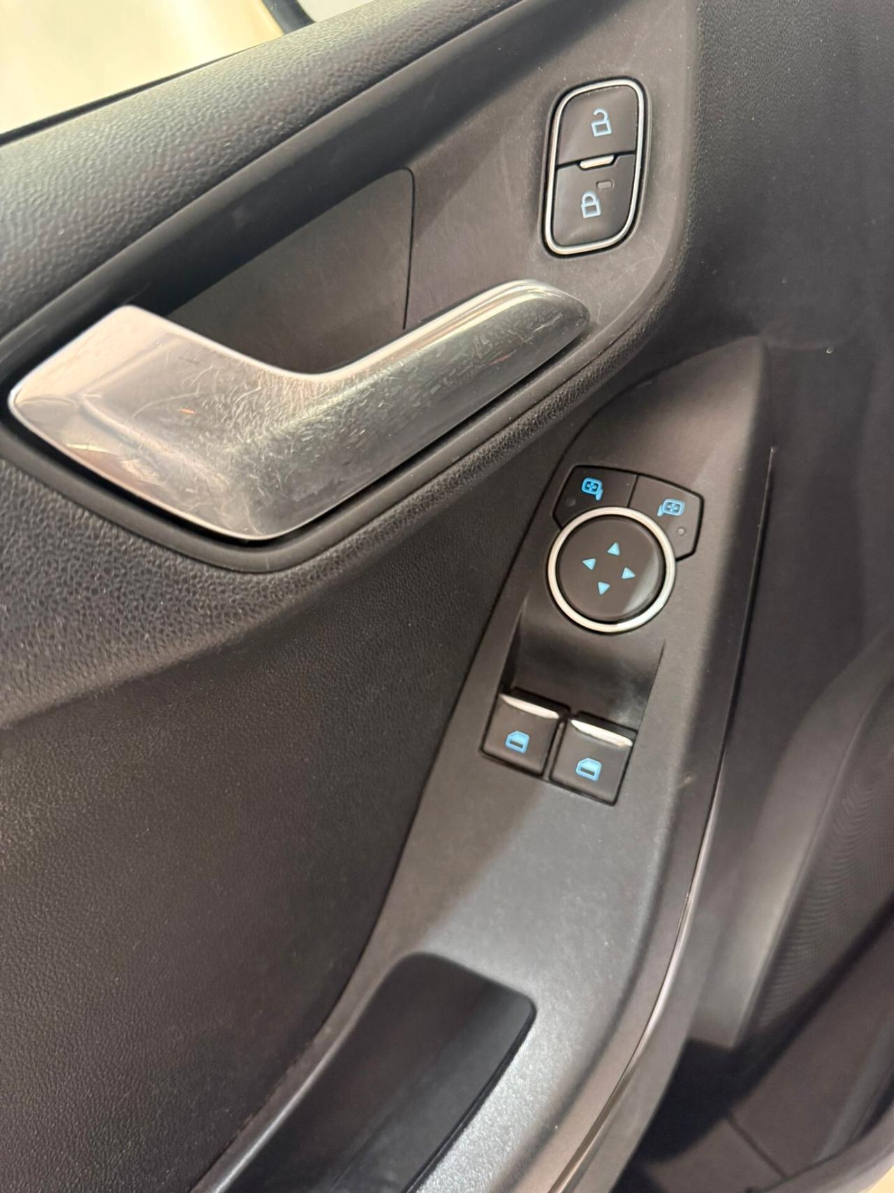 Ford Fiesta 1.5 TDCi 5 porte Vignale