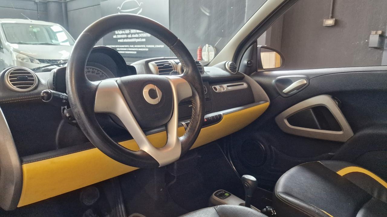 Smart ForTwo 1000 52 kW MHD coupé passion