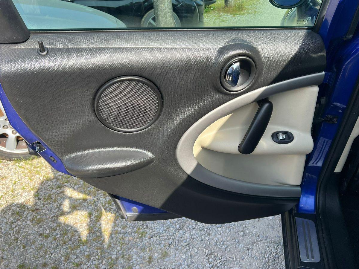 MINI - Countryman -1.6 One D