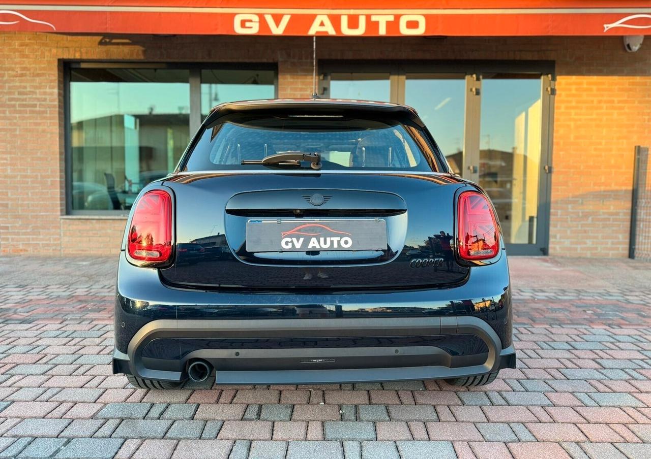 Mini Cooper 1.5 Camden