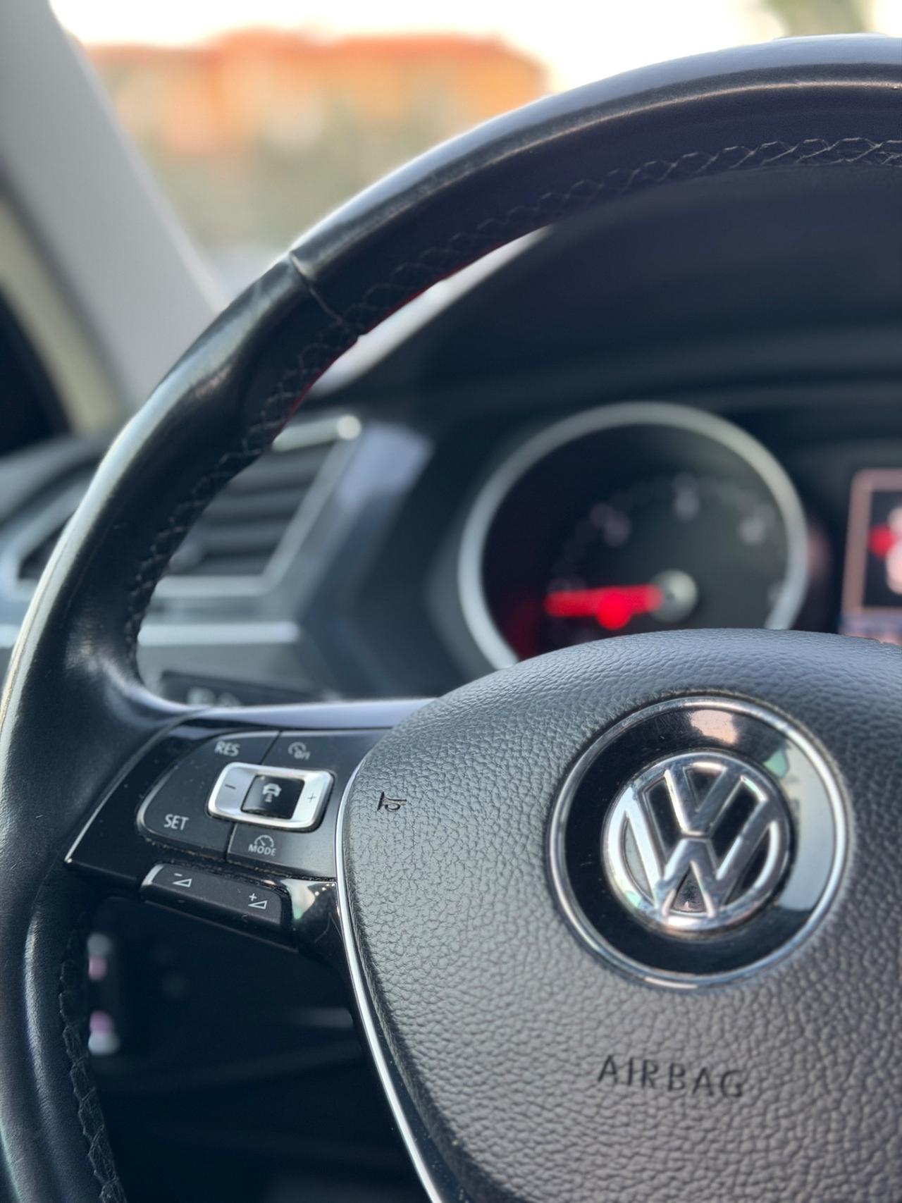 Volkswagen Tiguan 1.6 TDI SCR Sport BlueMotion Technology