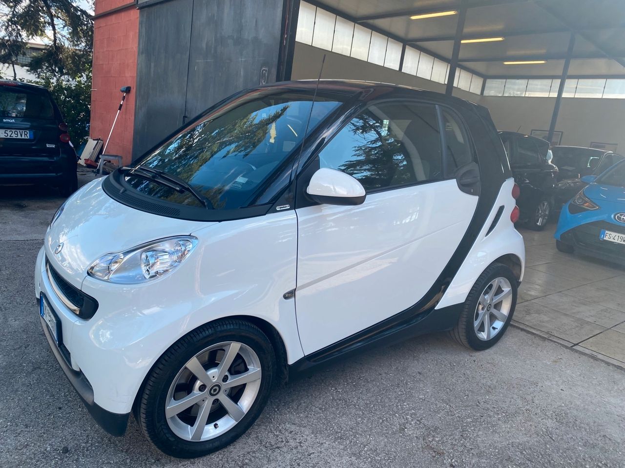 Smart ForTwo 1000 52 kW MHD pulse SERVOSTERZO