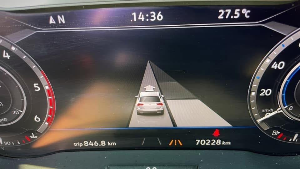 Volkswagen Tiguan 1.6 TDI Business Sport - 2017