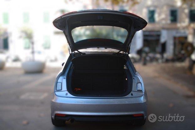 Audi A1 1.4 TDI S Tronic Ultra Metal plus NEOPATEN