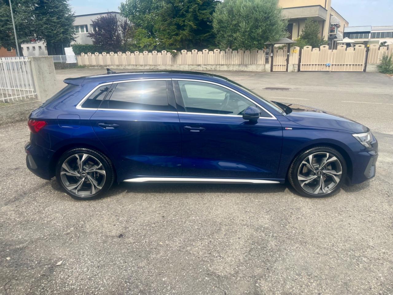 Audi A3 SPB 35 TFSI S tronic line edition