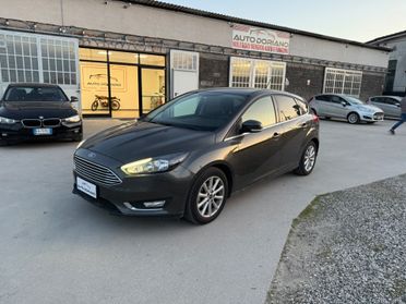 Ford Focus 1.6 120 CV GPL Titanium