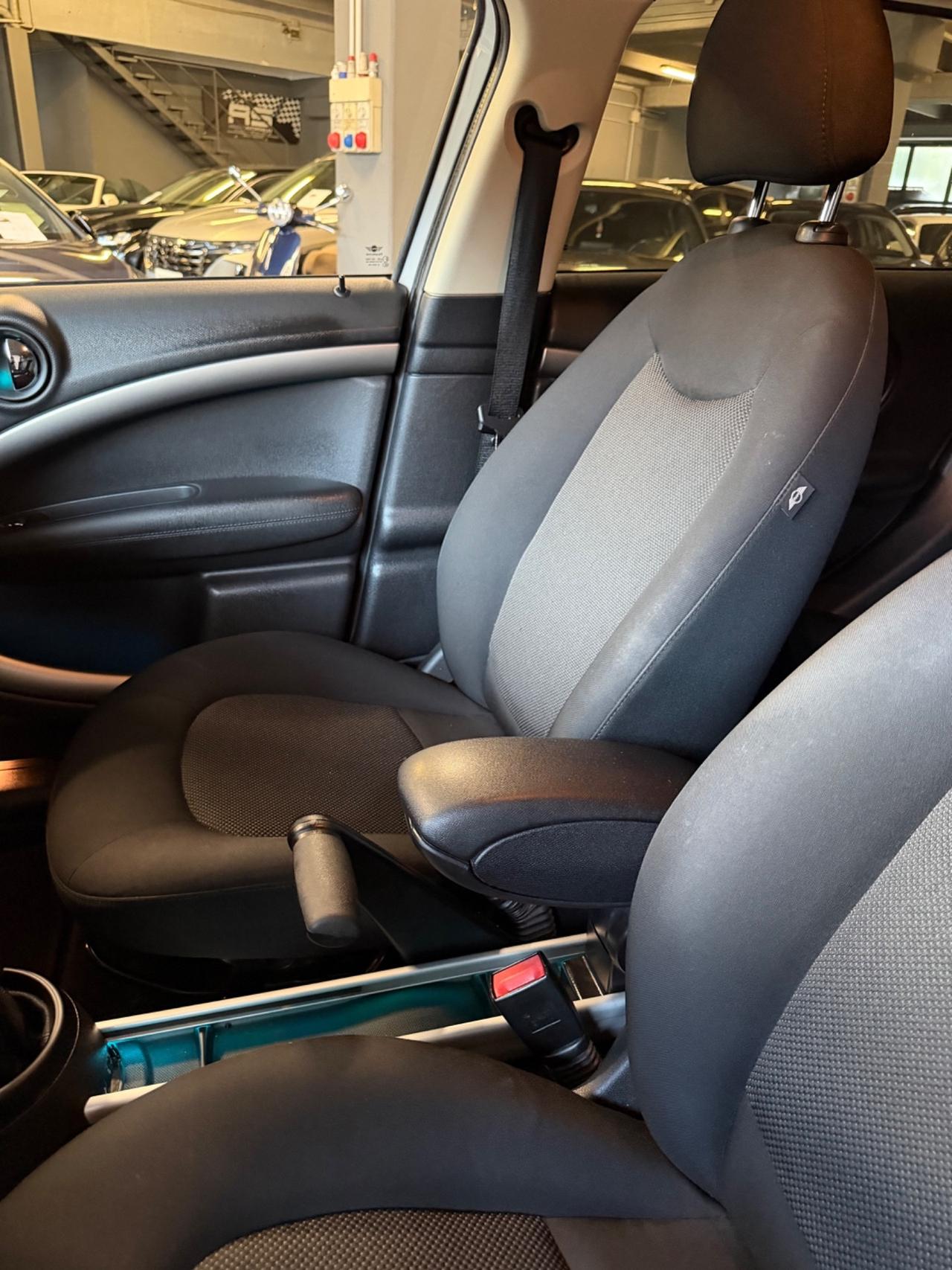 Mini COUNTRYMAN KMCERT GARANZ UNICOPR AUTOMAT
