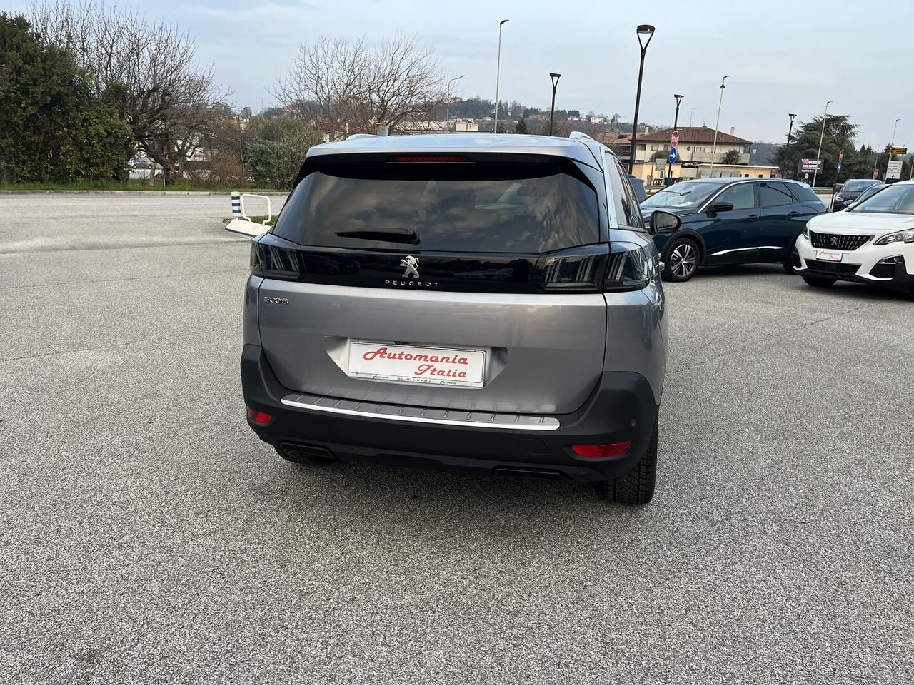 PEUGEOT 5008 1500 HDI 130 CV AUTOM. 7 POSTI