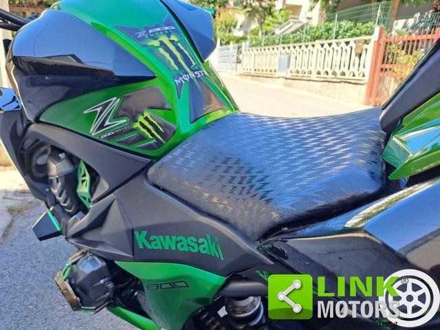 KAWASAKI Z 800 .