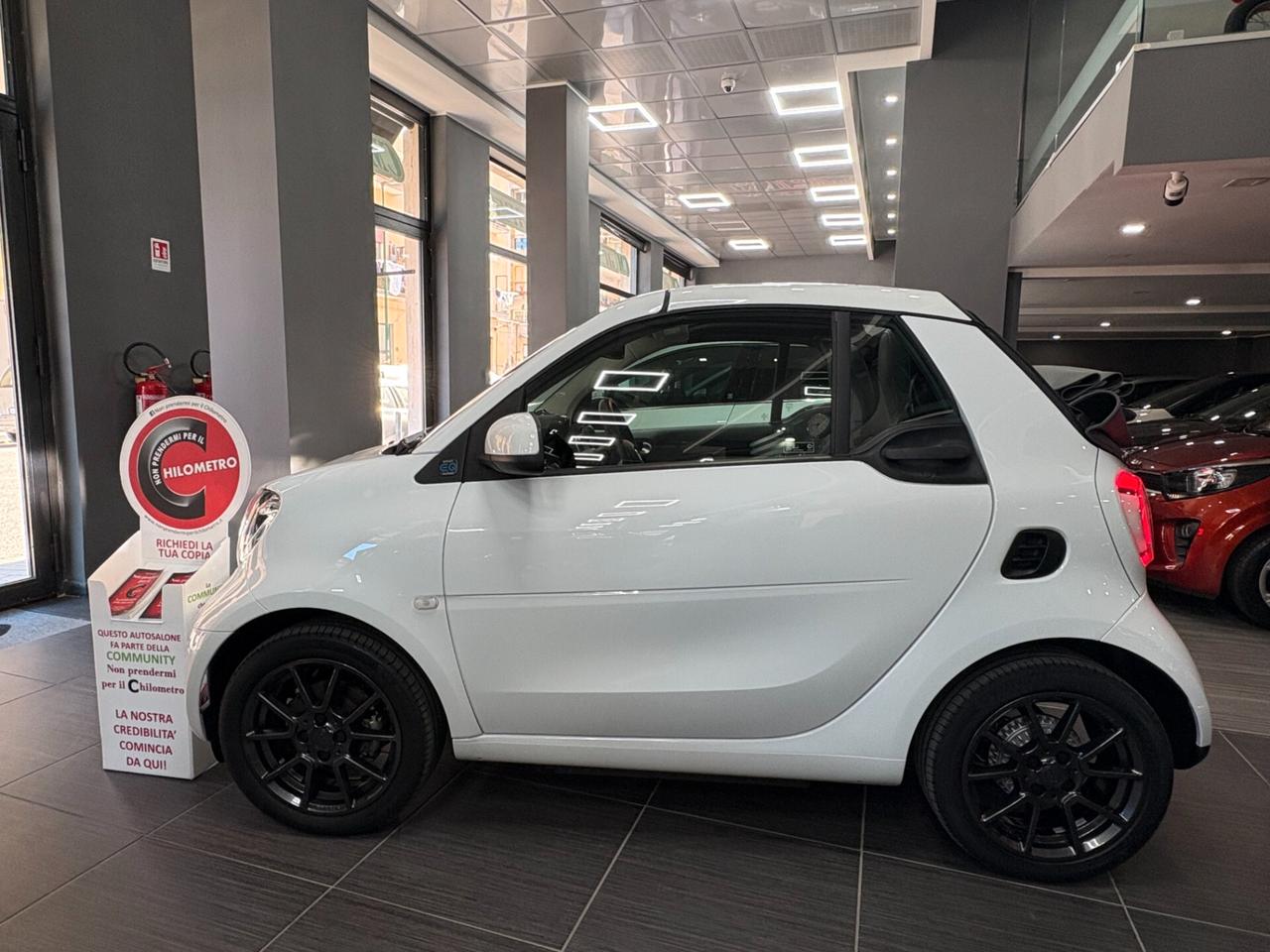 smart forTwo Cabrio EQ Prime 22kW ITALIANA
