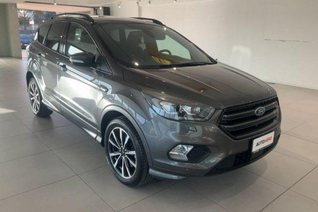 FORD Kuga 1.5 TDCI 120 CV S&S 2WD ST-Line