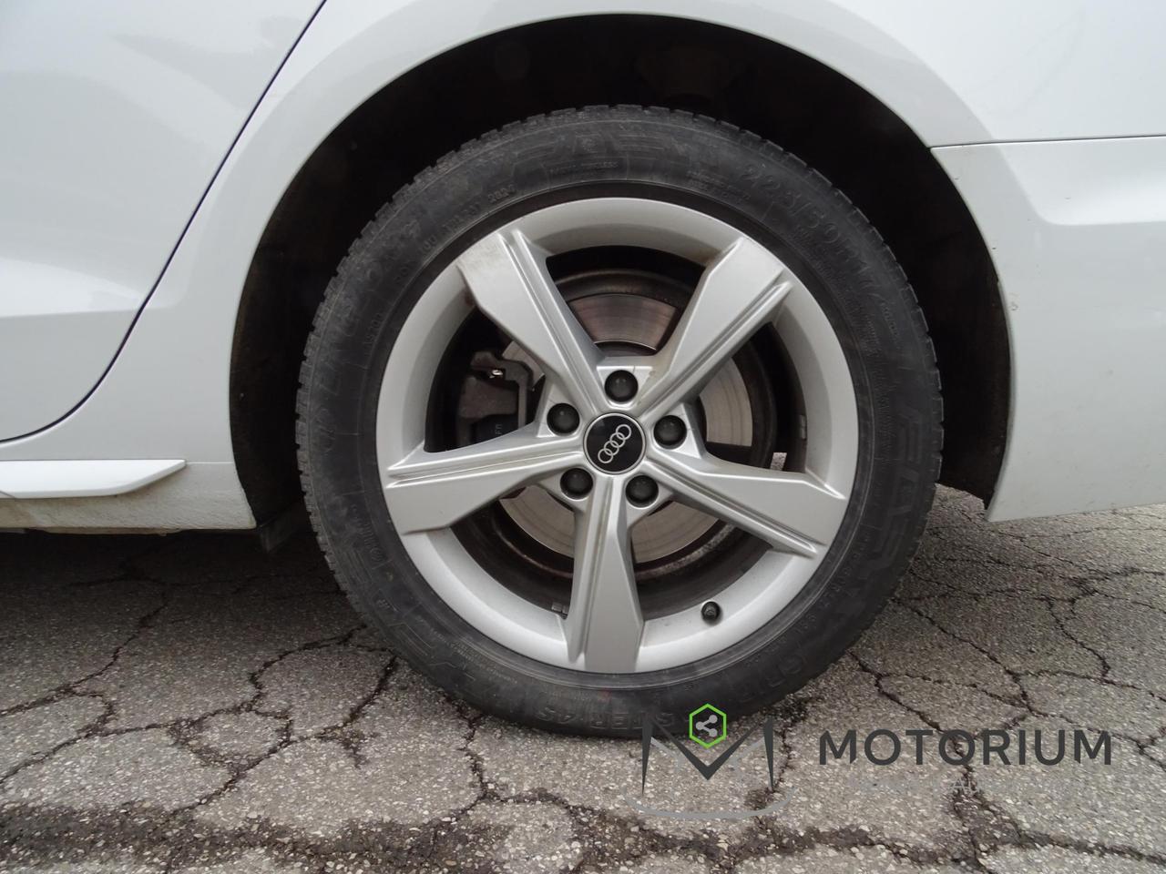 Audi A4 Avant 35 2.0 tdi mhev Business Advanced 163cv s-tronic