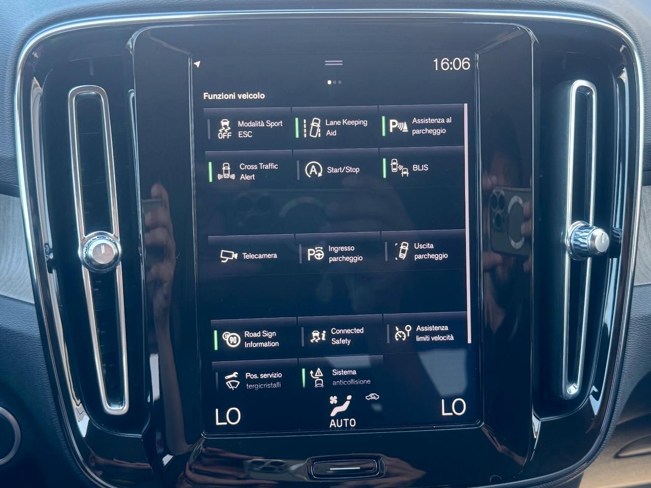 Volvo XC40 D3 Geartronic AWD Inscription- '20