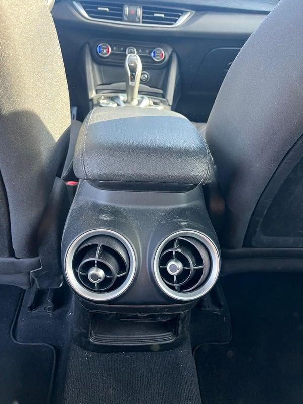 Alfa Romeo Stelvio Stelvio 2.2 Turbodiesel 160 CV AT8 RWD Business