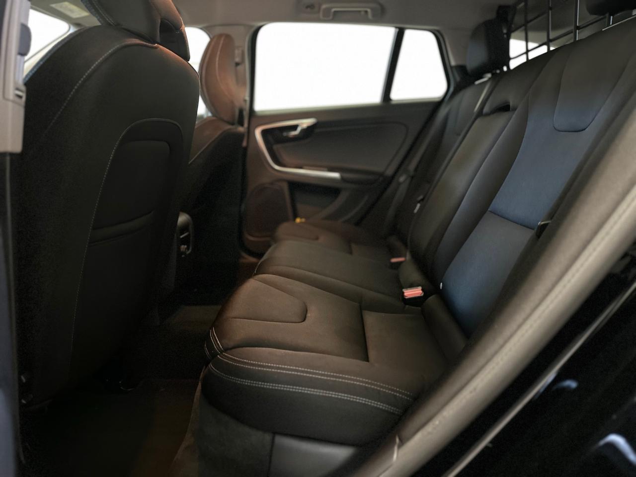 Volvo V60 D2 Momentum EURO 6