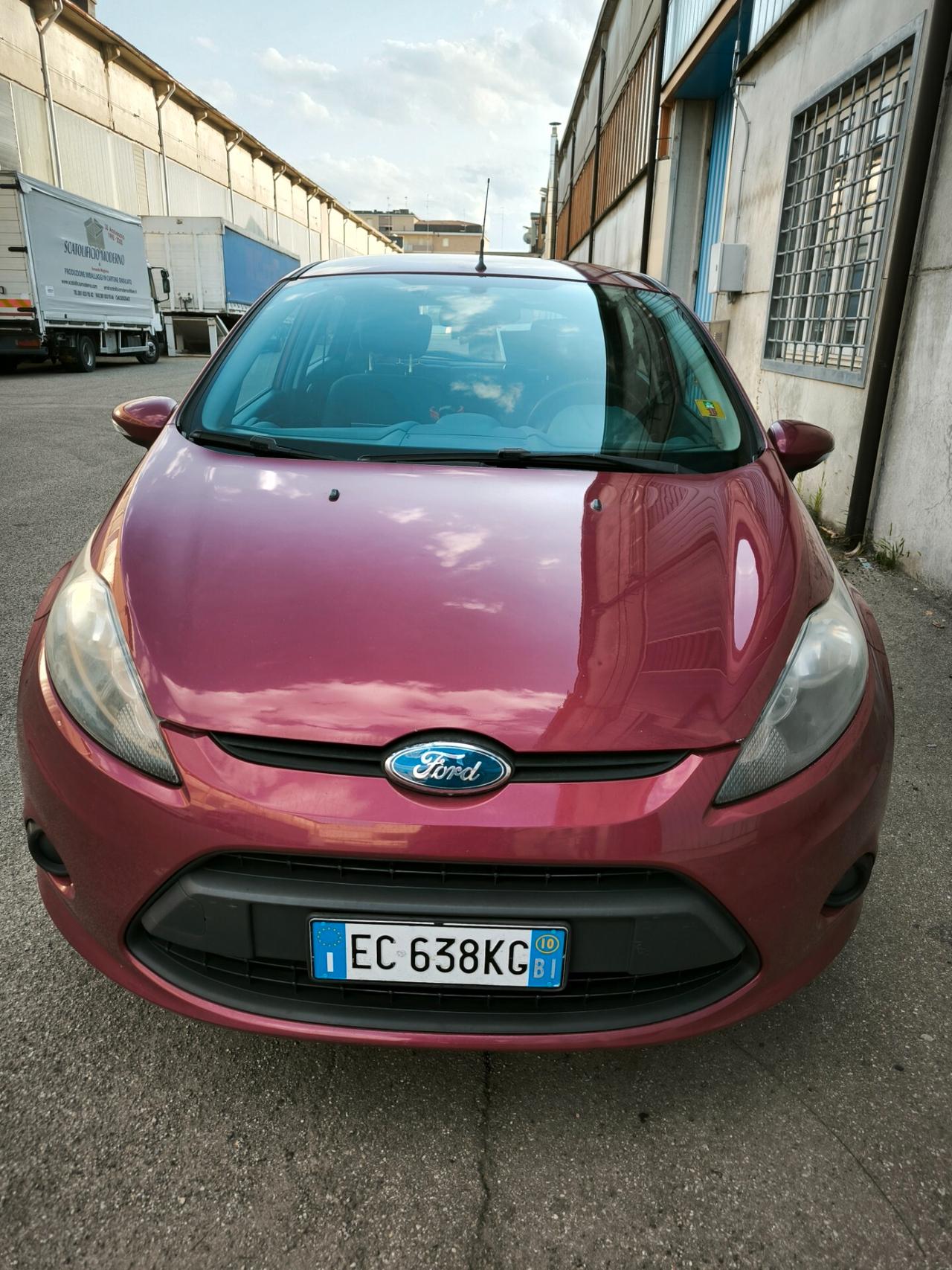 Ford Fiesta 1.4 TDCi 5p. Ghia neopatentati